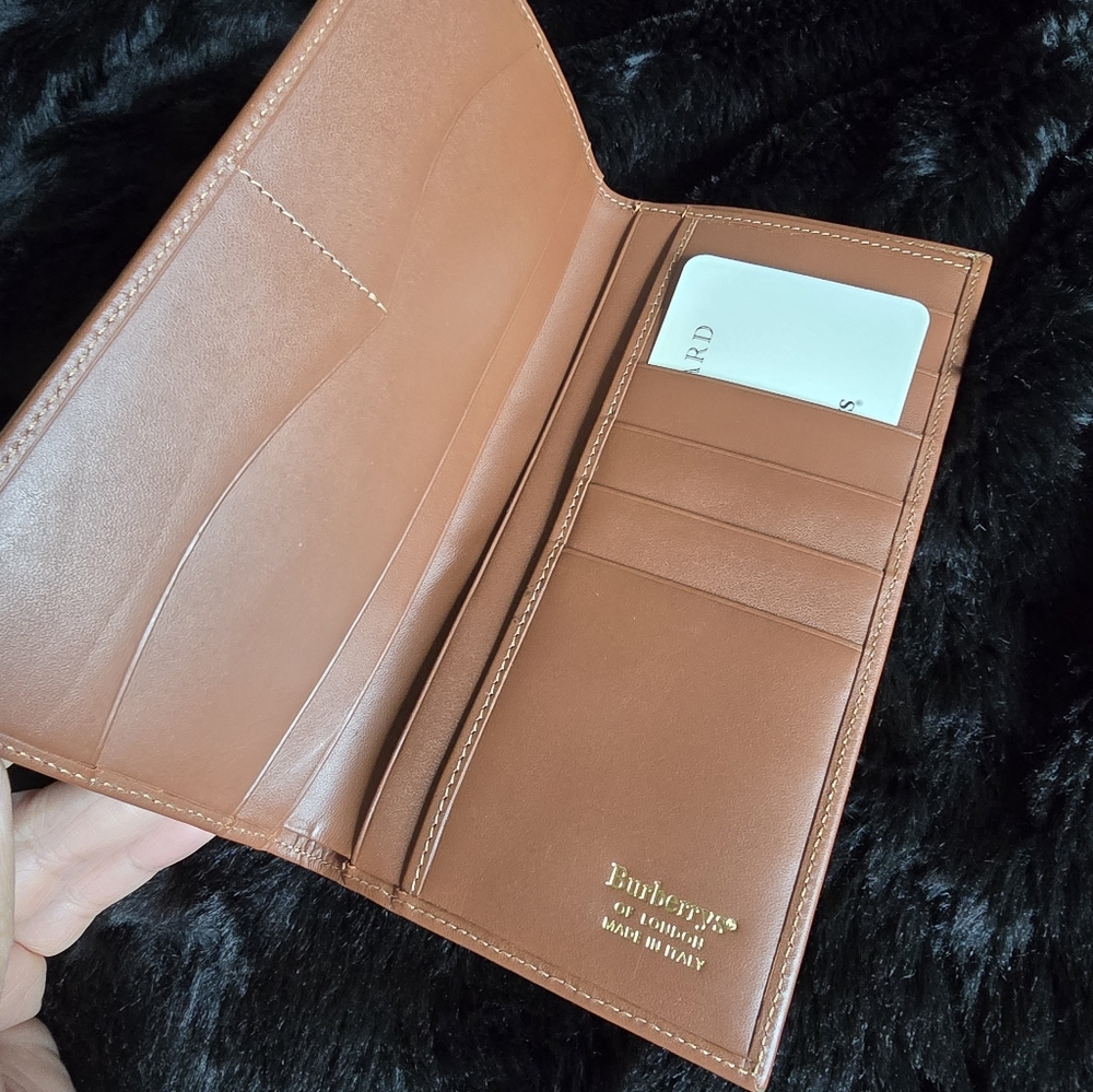 Authentic Burberry Plaid Continental Wallet with Brown Leather Trim - Picture 14 of 16